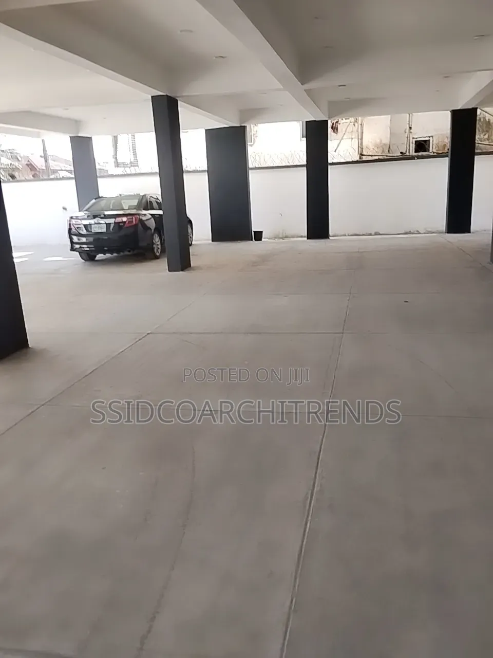 2bdrm Apartment in Call To Access, Ologolo for sale