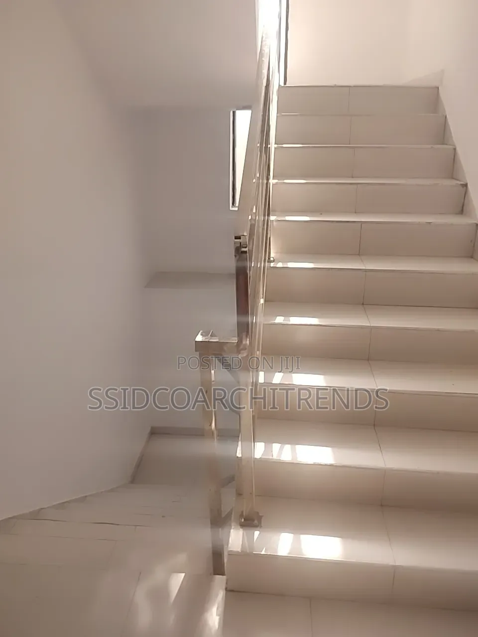 2bdrm Apartment in Call To Access, Ologolo for sale