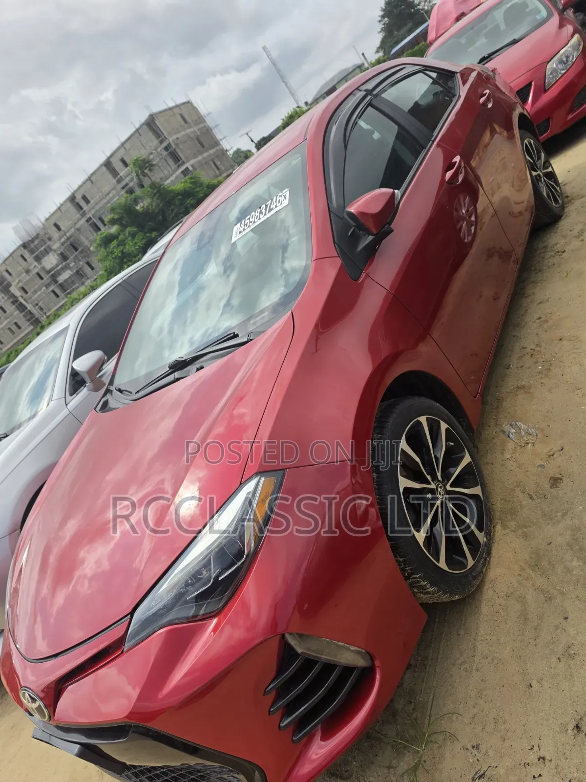 Toyota Corolla SE (1.8L 4cyl 2A) 2018 Red