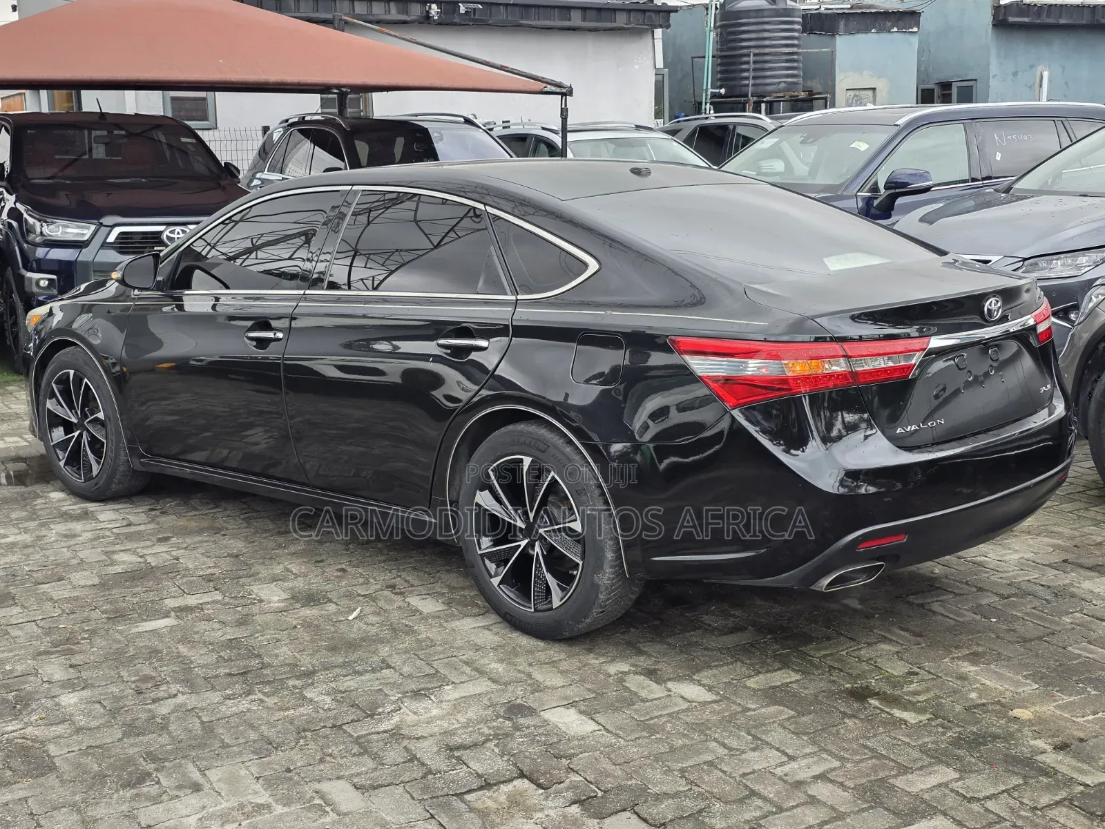 Toyota Avalon XLE FWDSedan (3.6L 6cyl 6A) 2016 Gray