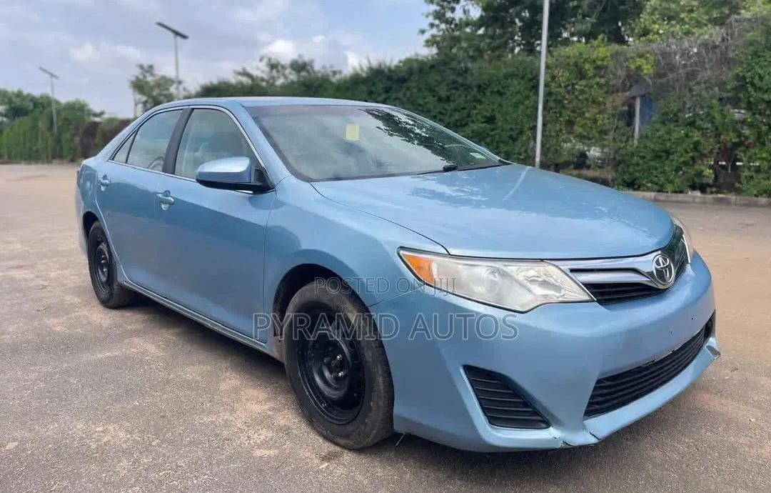 Toyota Camry 2013 Blue