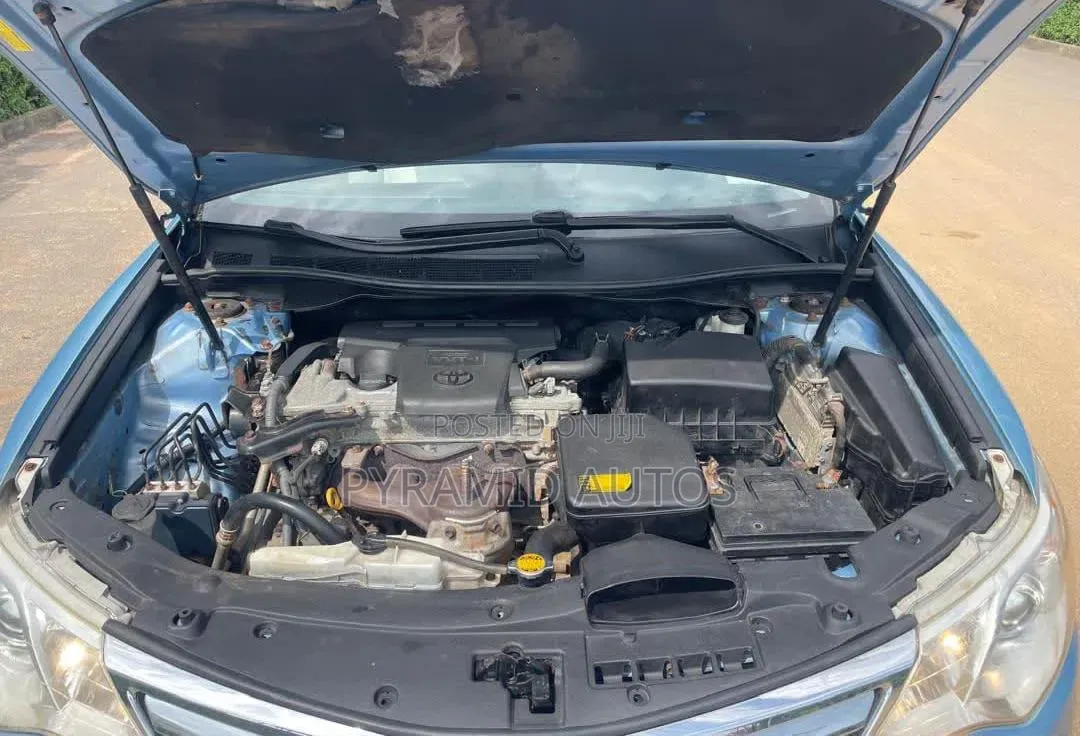 Toyota Camry 2013 Blue