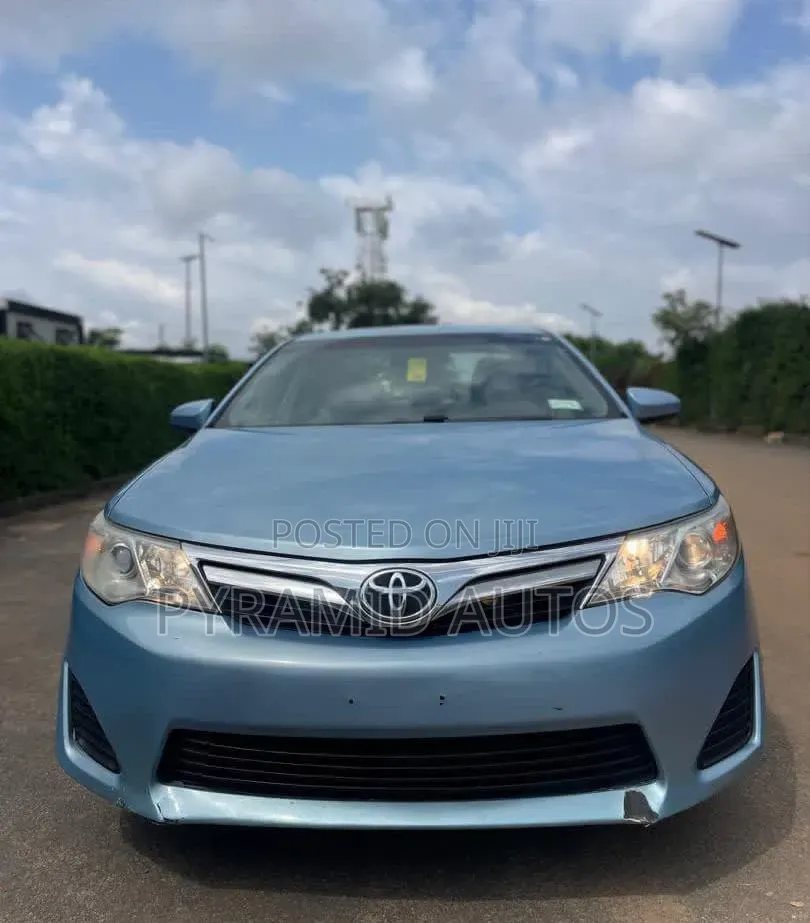Toyota Camry 2013 Blue
