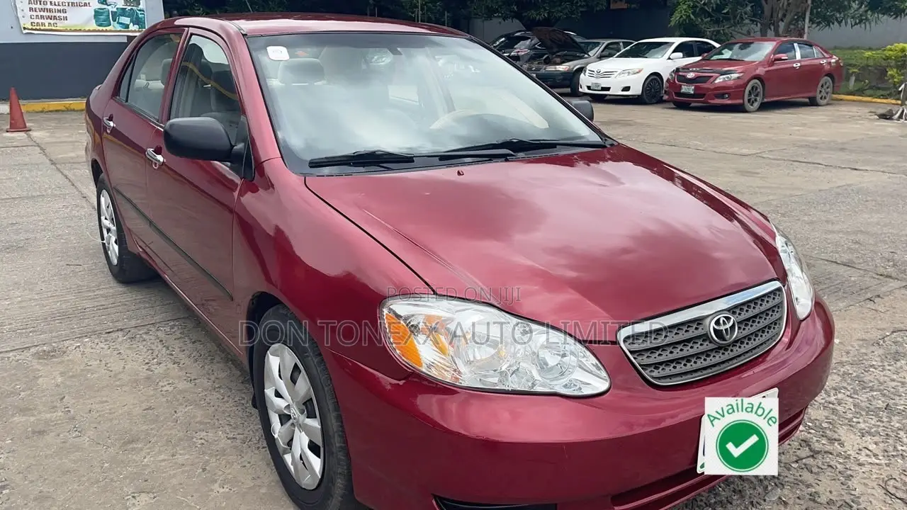 Toyota Corolla LE 2004 Red
