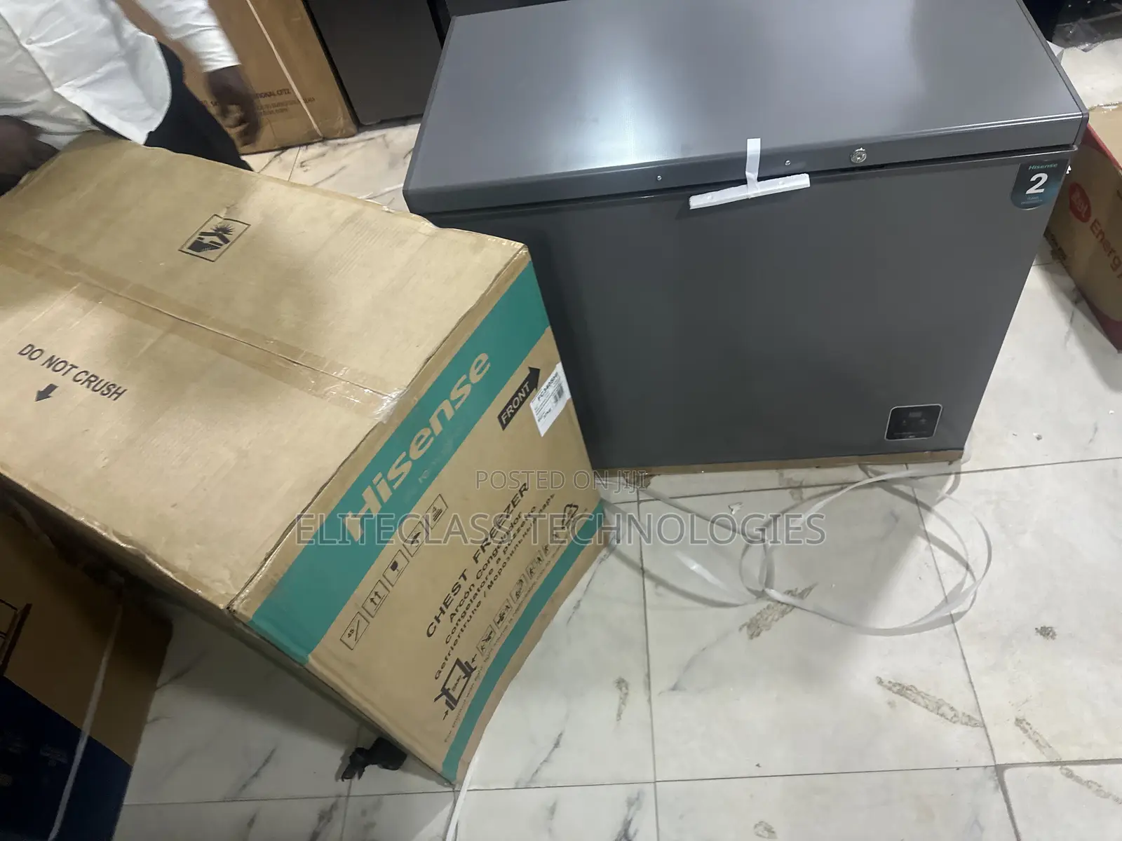 FC340SHI 250L Fast Freeze Chest Freezer