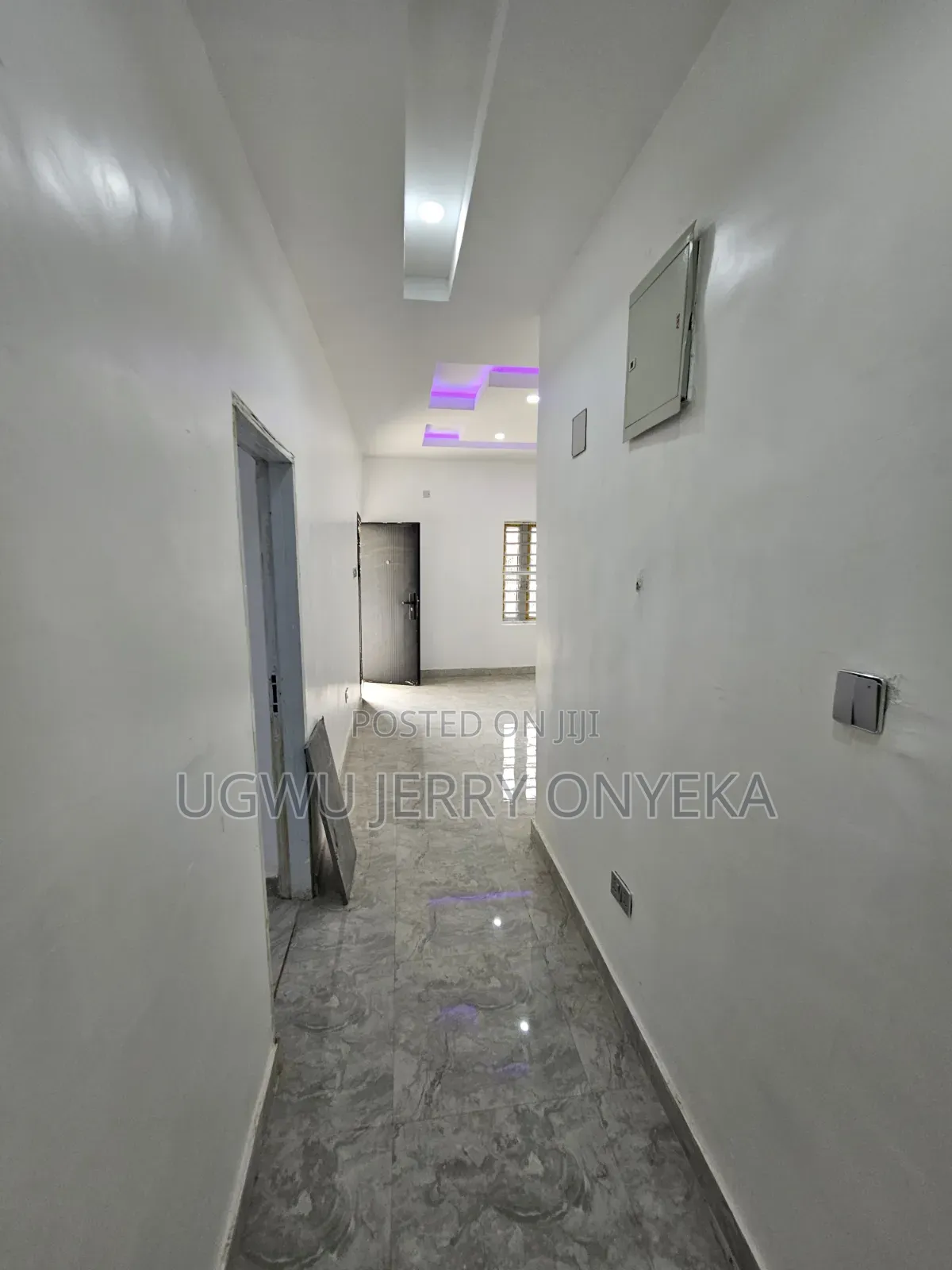 3bdrm Block of Flats in Modern Market, Dawaki for rent