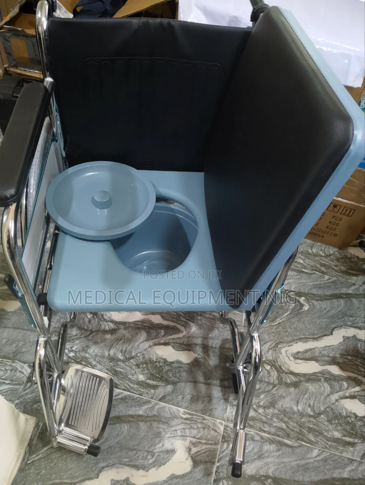 Commode Wheelchair With Hand-Break