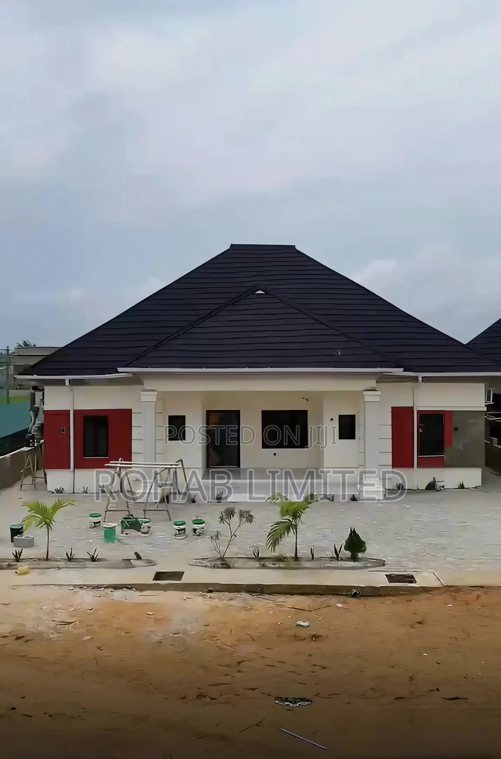 Furnished 4bdrm Bungalow in Trusthworth Home, Elerangbe for sale