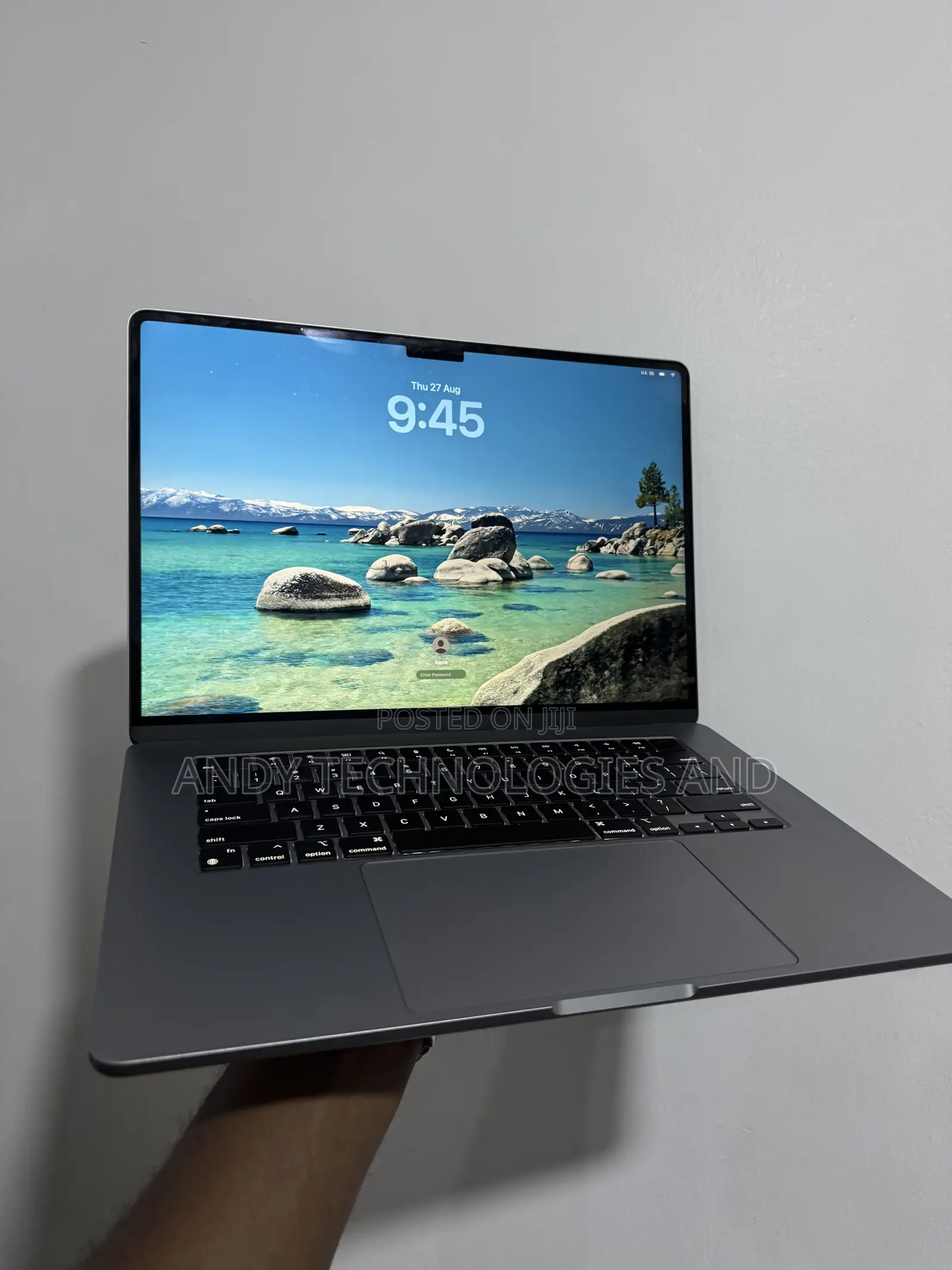 Laptop Apple MacBook Pro 2021 M1 16GB Apple M1 Pro SSD 512GB