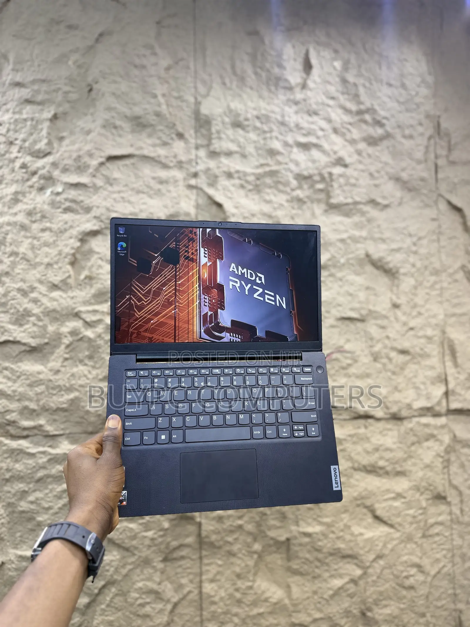 Laptop Lenovo V14 G4 IRU 8GB AMD Ryzen 3 HDD+SSD 256GB