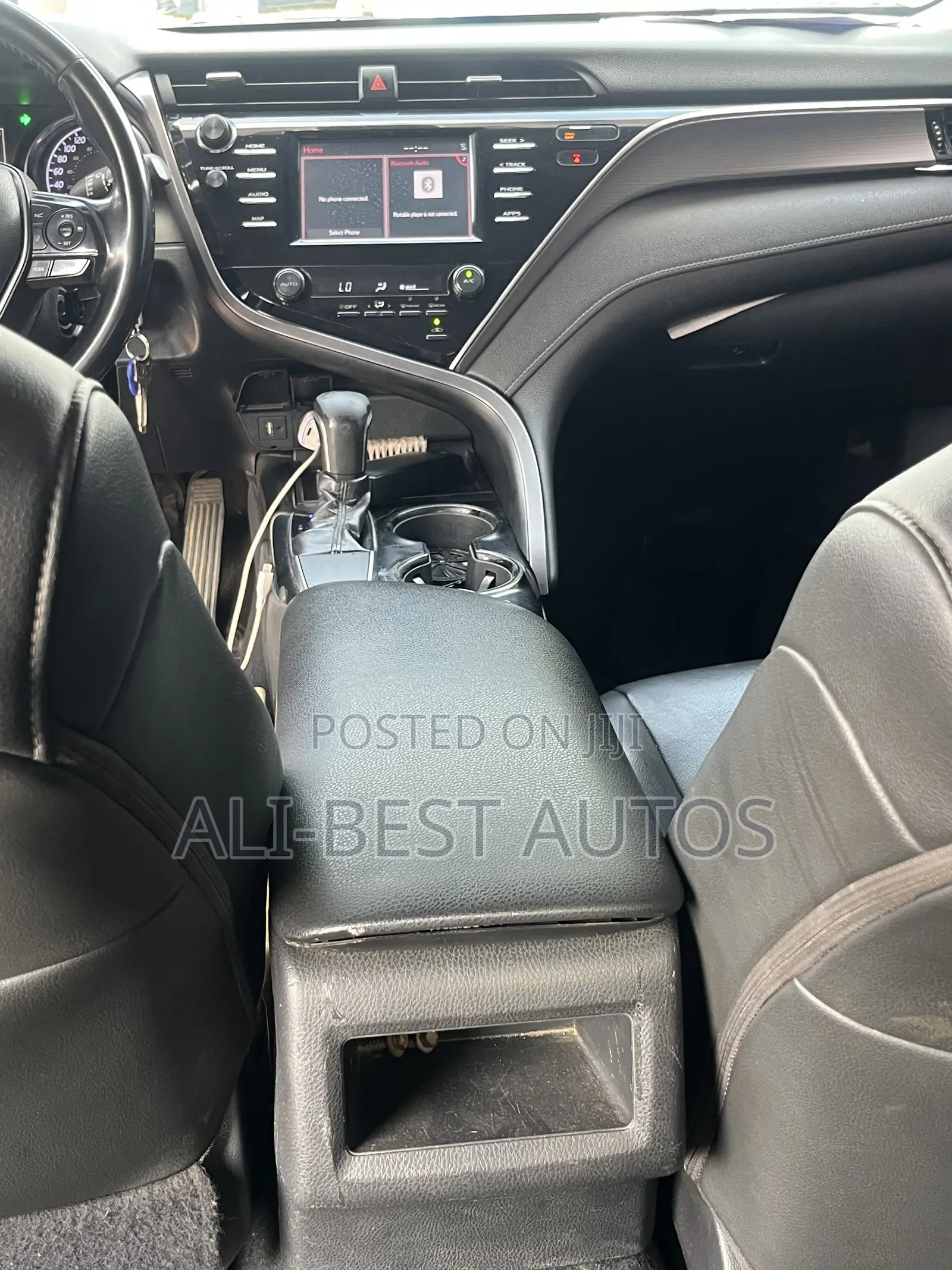 Toyota Camry 2017 Silver