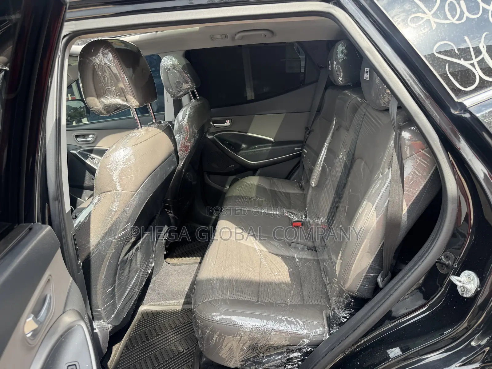 Hyundai Santa Fe SE Ultimate AWD 2017 Black