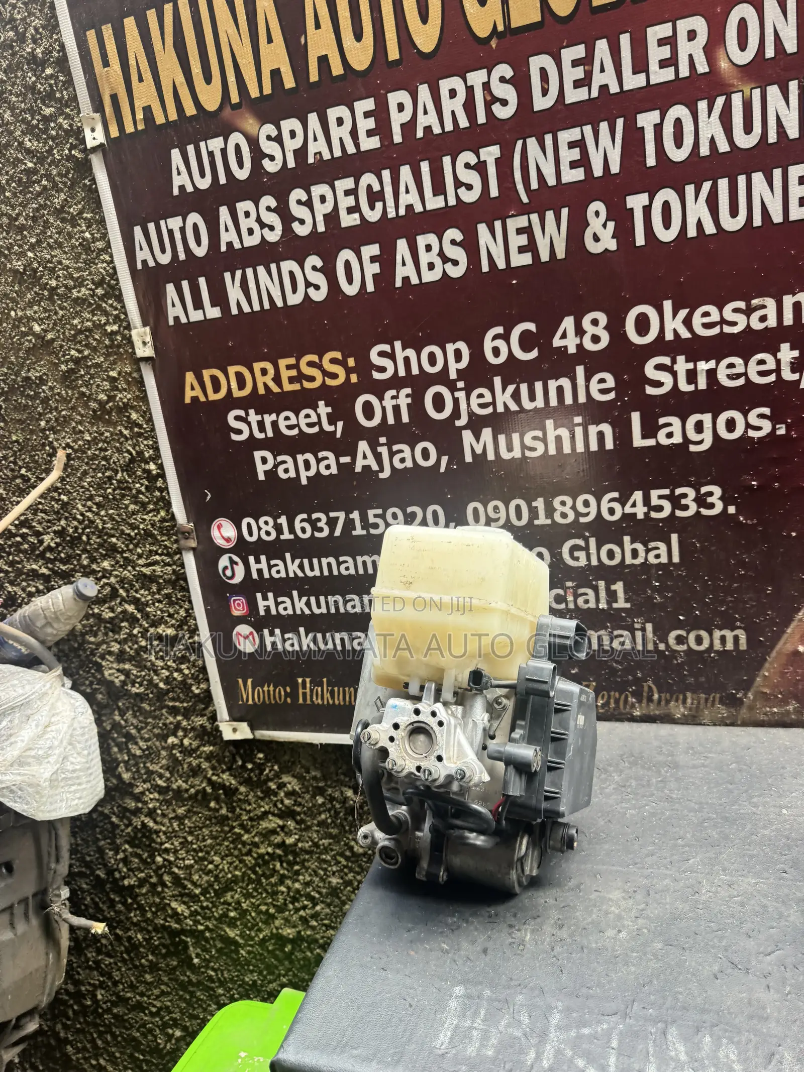 Toyota Land Cruiser 2010–2015Toyota Genuine ABS Module Pump