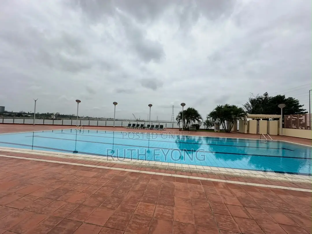 4bdrm Apartment in Oceans Parade, for rent