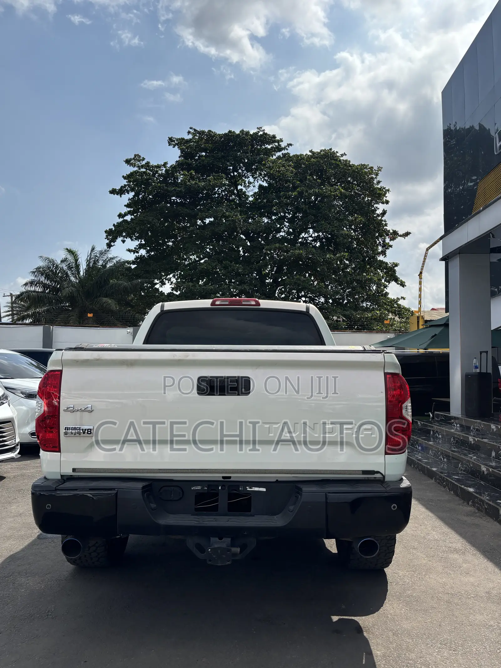 Toyota Tundra 2014 White