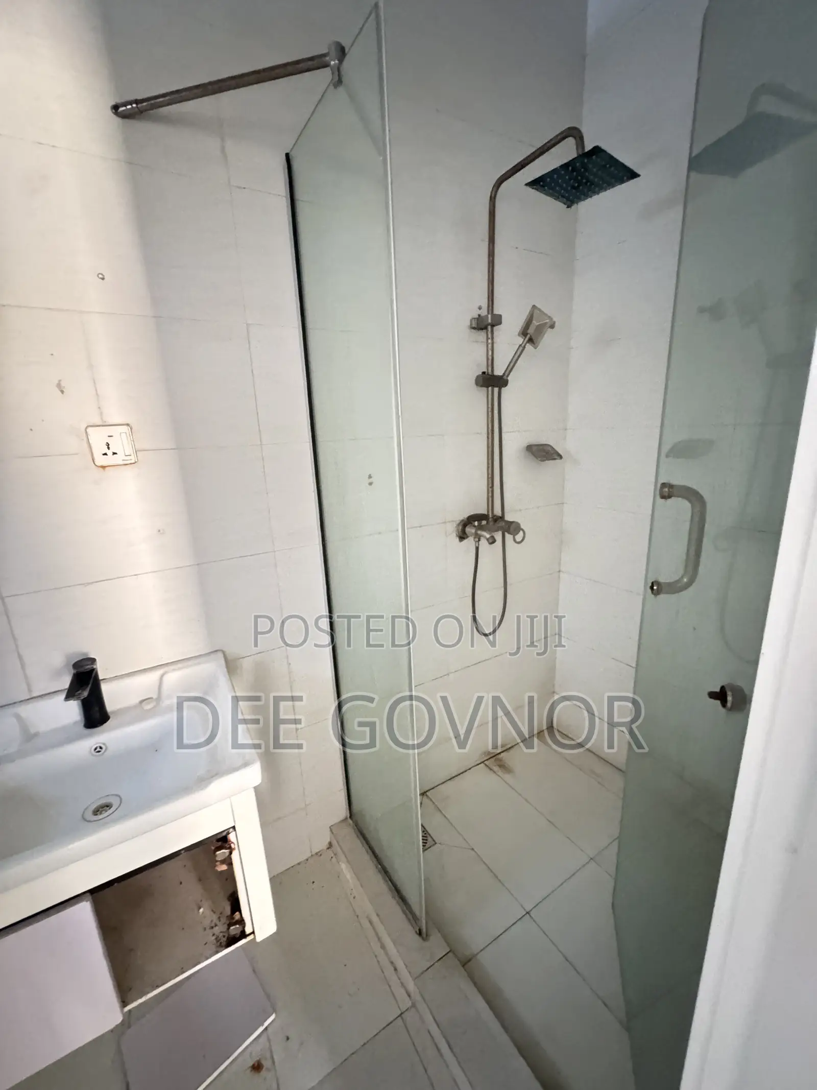 2bdrm Apartment in Lekki Garden Road for rent