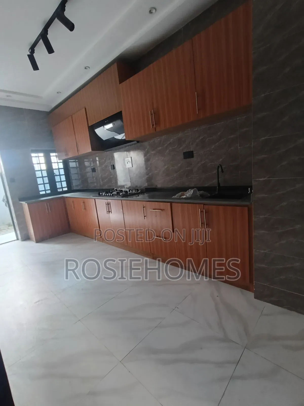 2bdrm Apartment in Abijo Gra, Sangotedo for rent