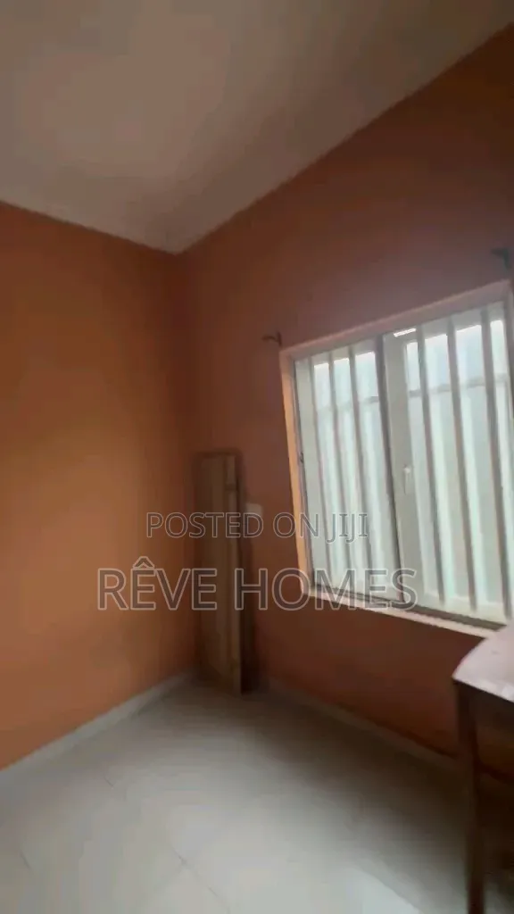 3bdrm Block of Flats in Ifako-Gbagada for rent