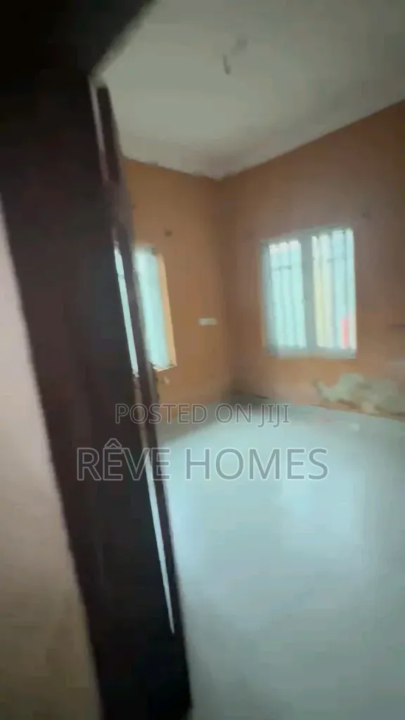 3bdrm Block of Flats in Ifako-Gbagada for rent