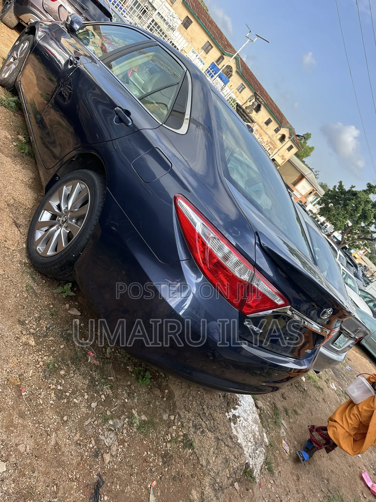 Toyota Camry 2016 Blue
