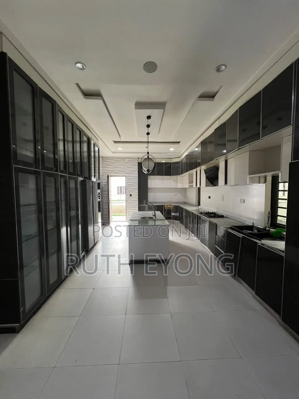 5bdrm Duplex in Megamound Estate, Lekki Phase 1 for rent