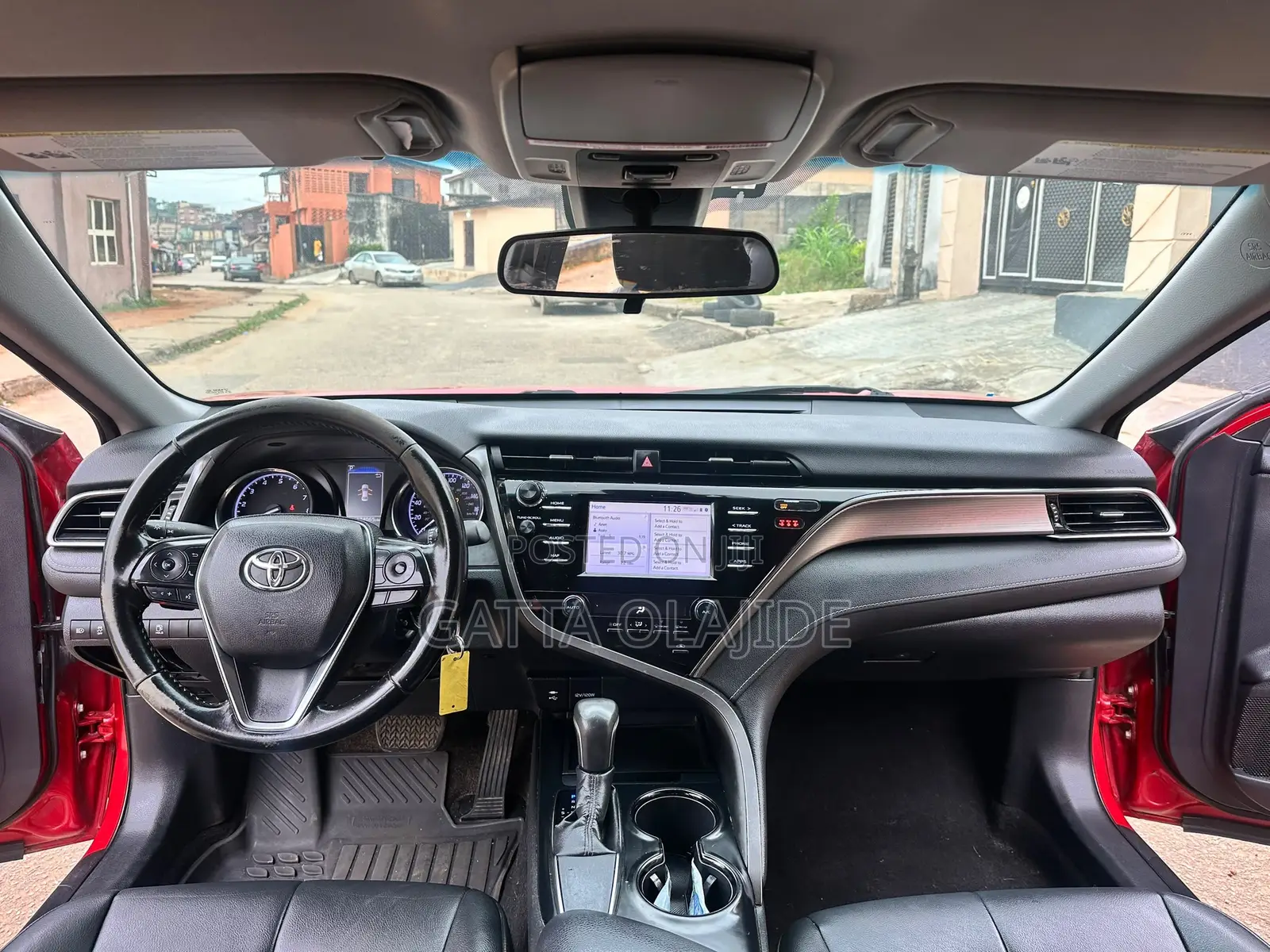 Toyota Camry SE (2.5L 4cyl 8A) 2019 Red
