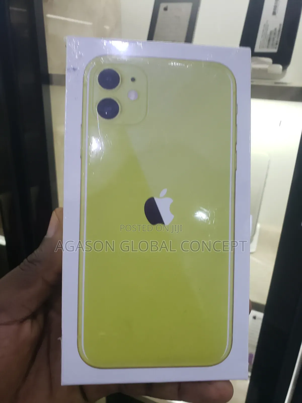 New Apple iPhone 11 128 GB Yellow