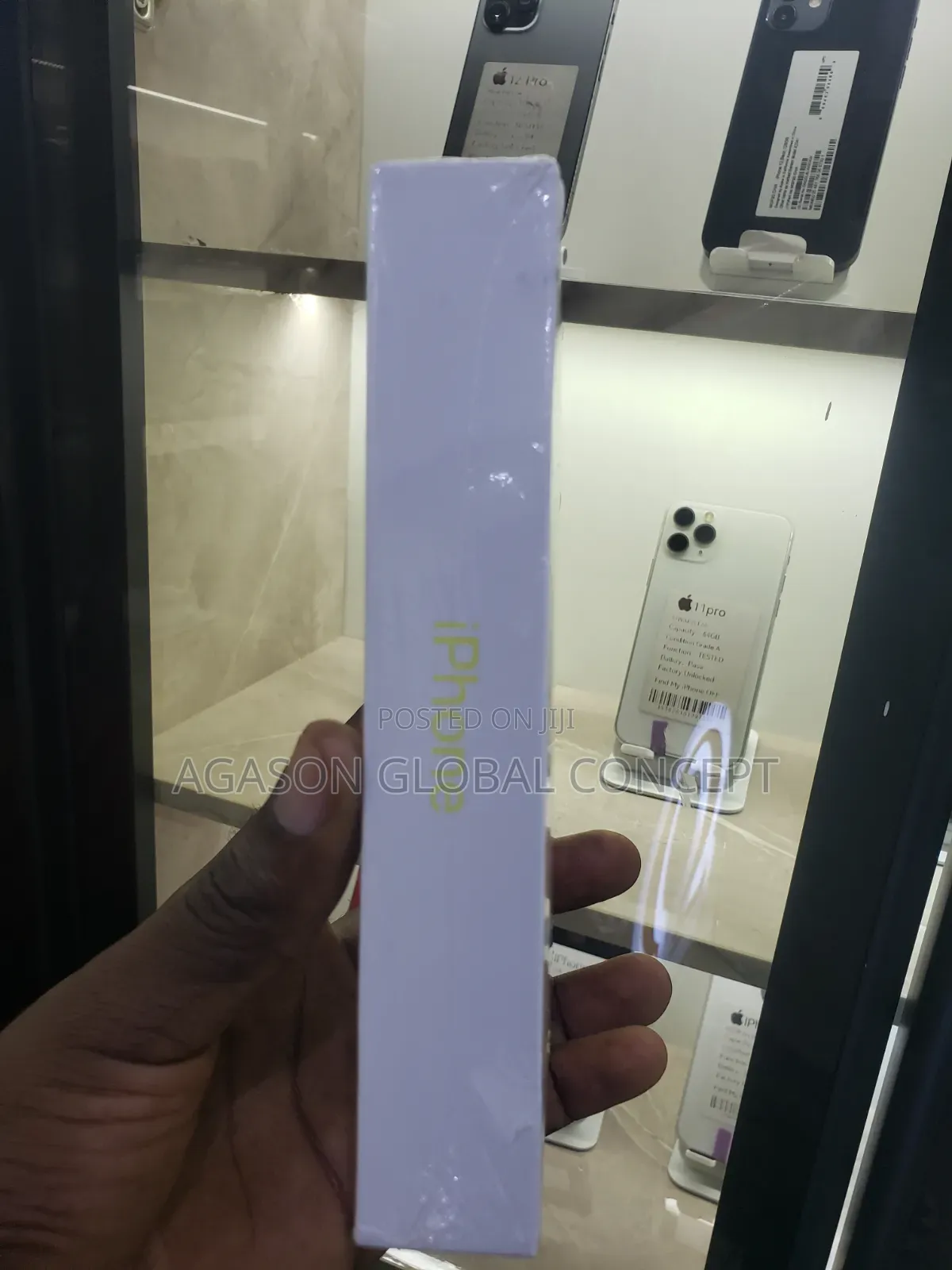 New Apple iPhone 11 128 GB Yellow
