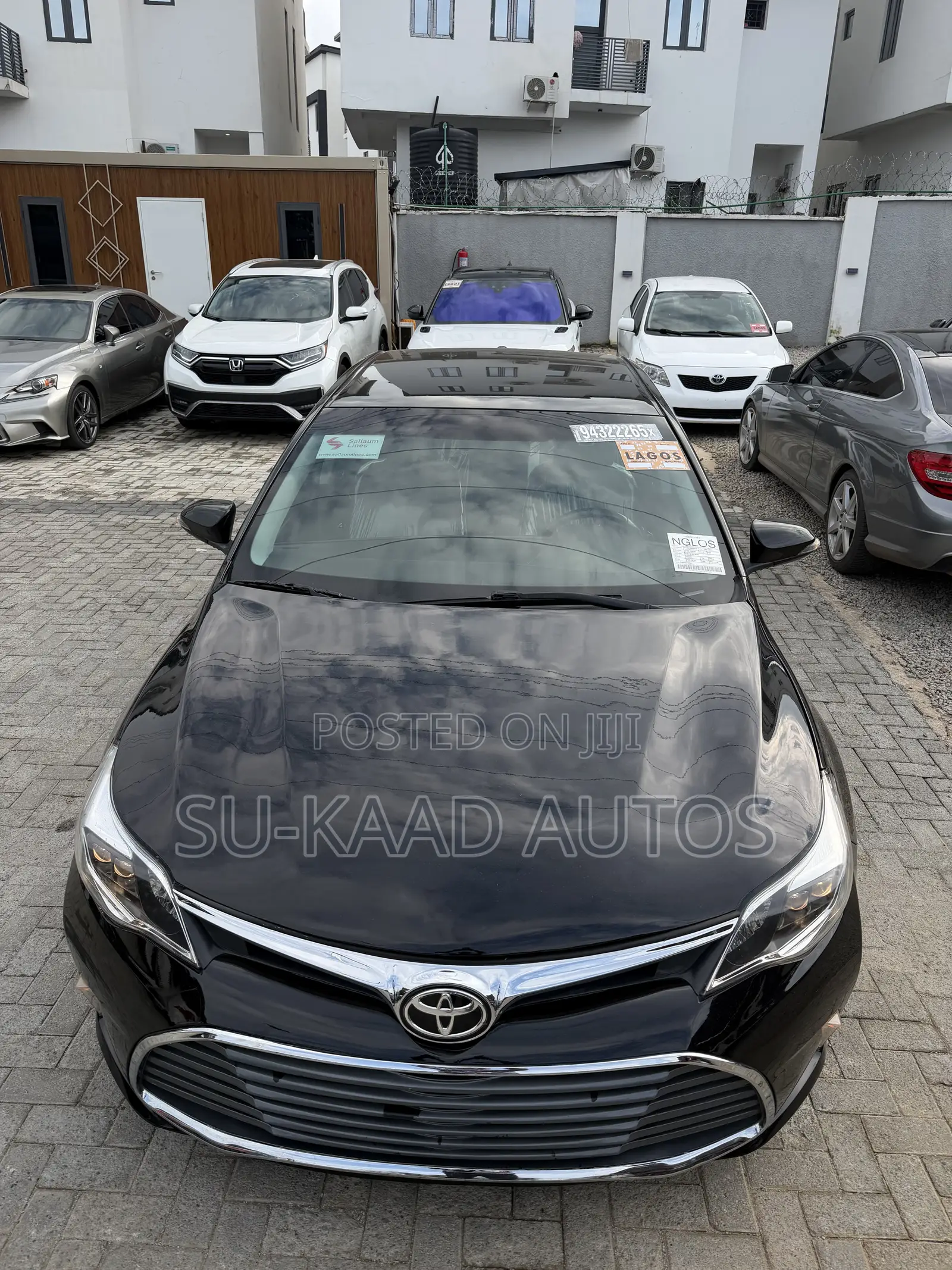 Toyota Avalon XLE Premium Sedan FWD (3.5L 6cyl 6A) 2017 Black