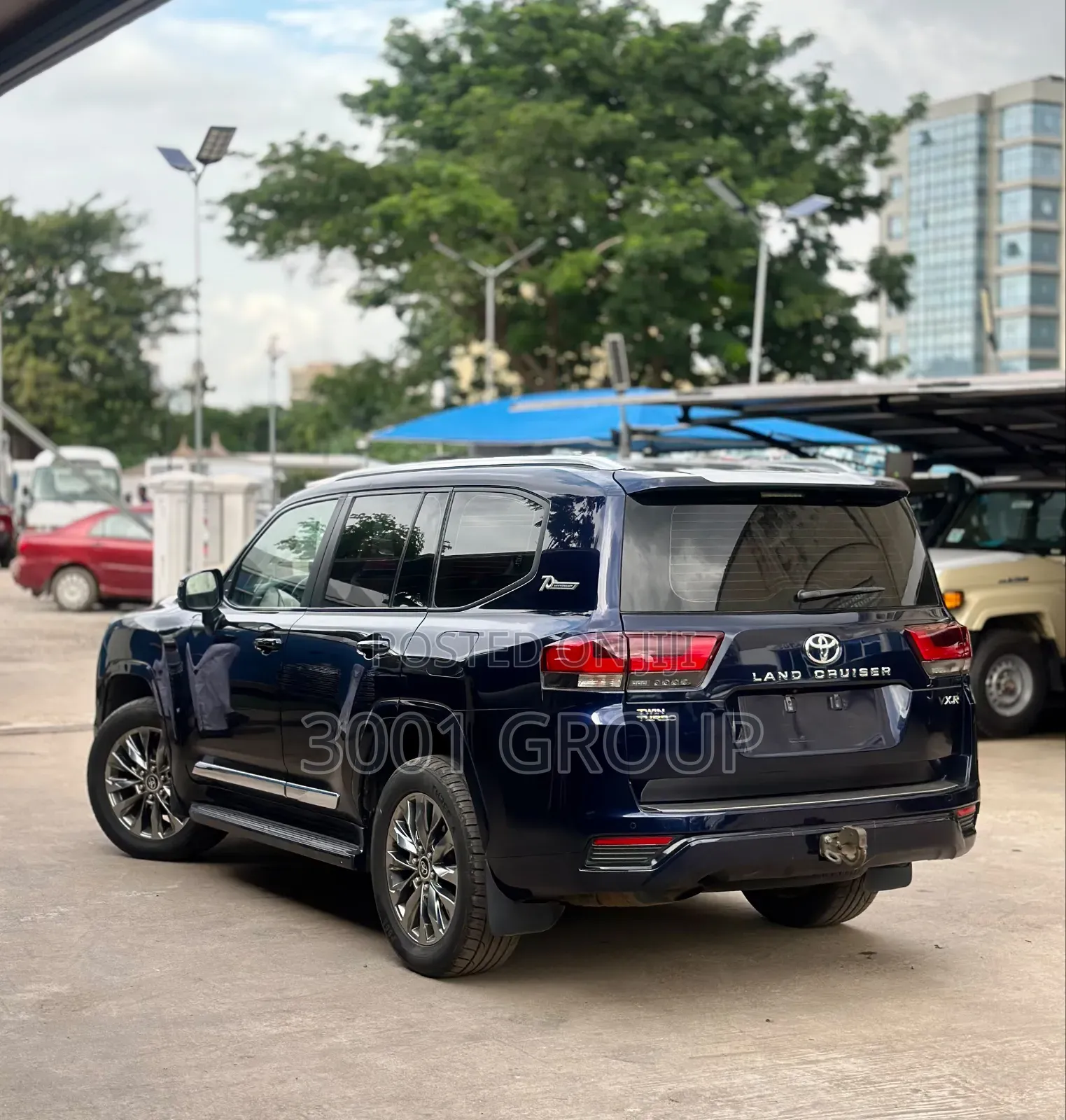 Toyota Land Cruiser 2024 Blue