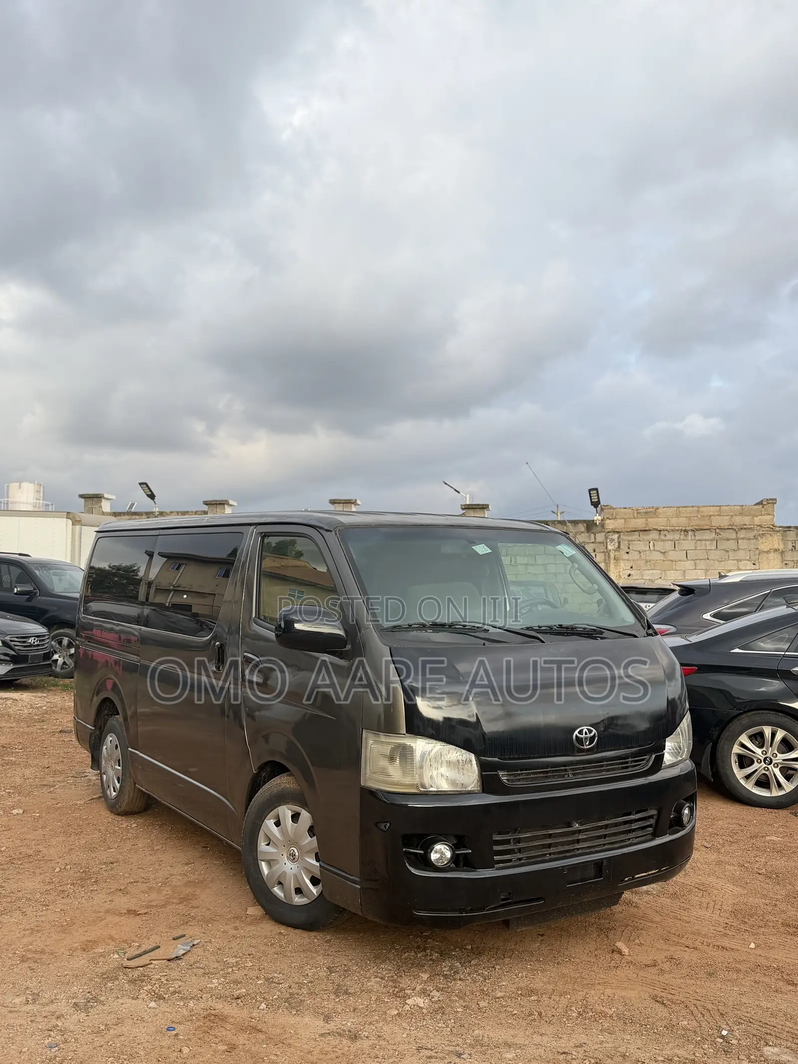 Toyota HiAce 2010 Grey