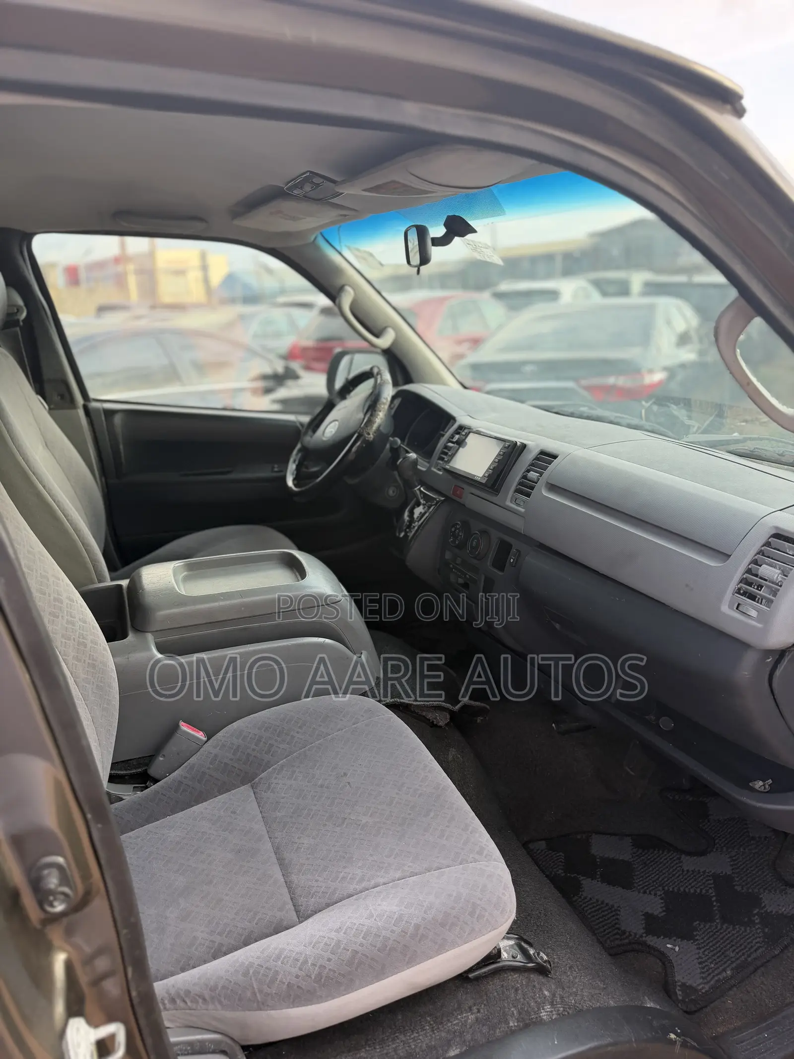 Toyota HiAce 2010 Grey