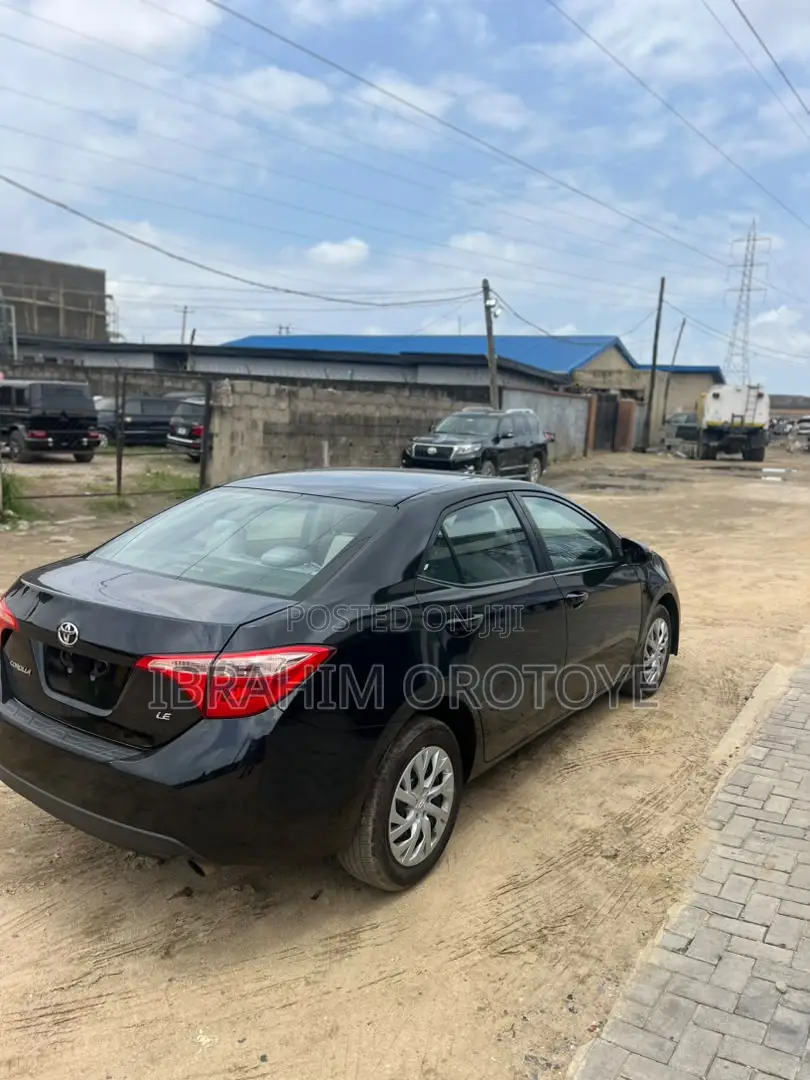 Toyota Corolla LE 4dr Sedan (1.8L 4cyl CVT) 2017 Black