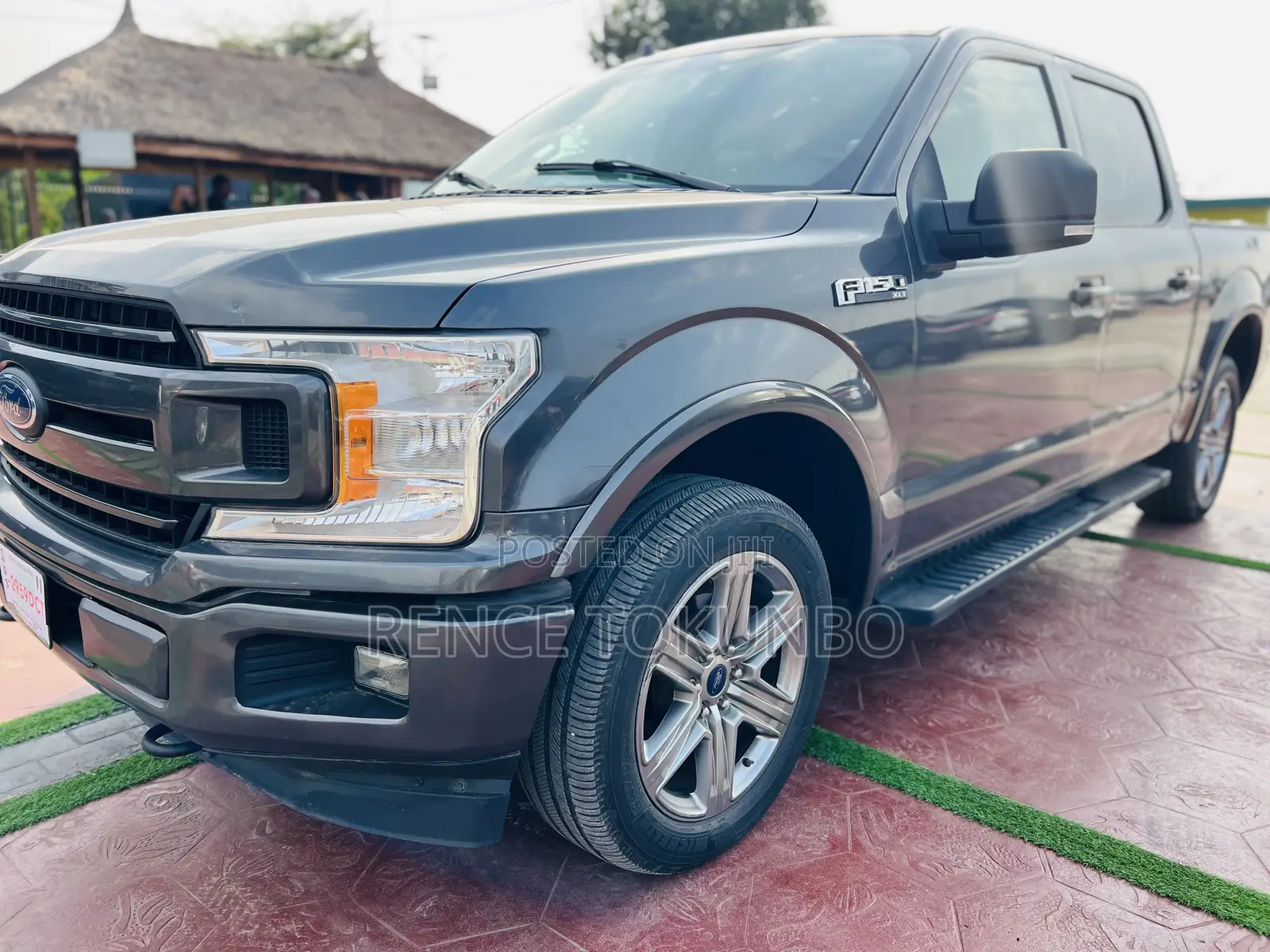 Ford F-150 XLT 4x2 Regular Cab Styleside 6.5 ft. box 122 in. WB 2019