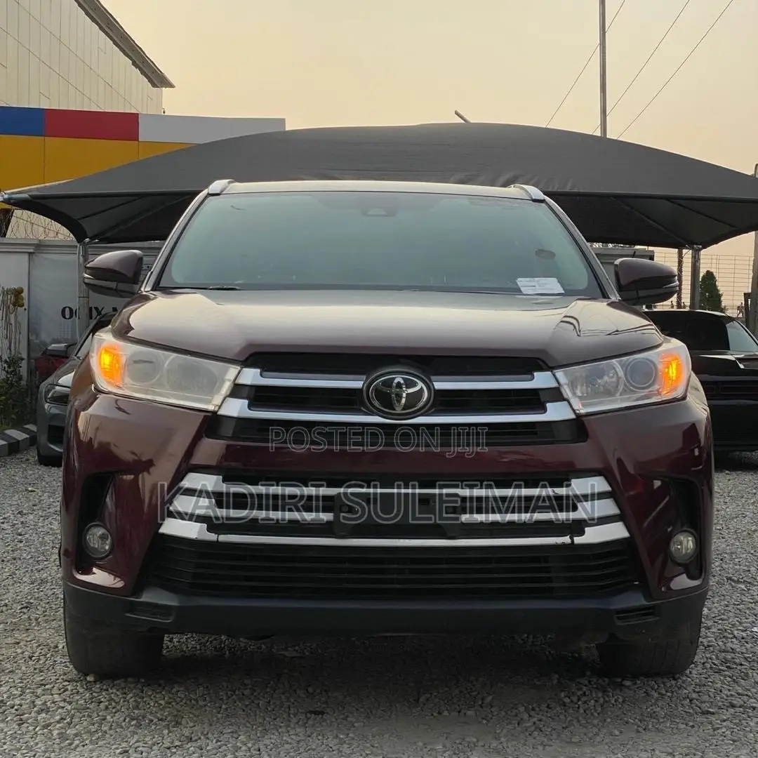 Toyota Highlander 2017 Red