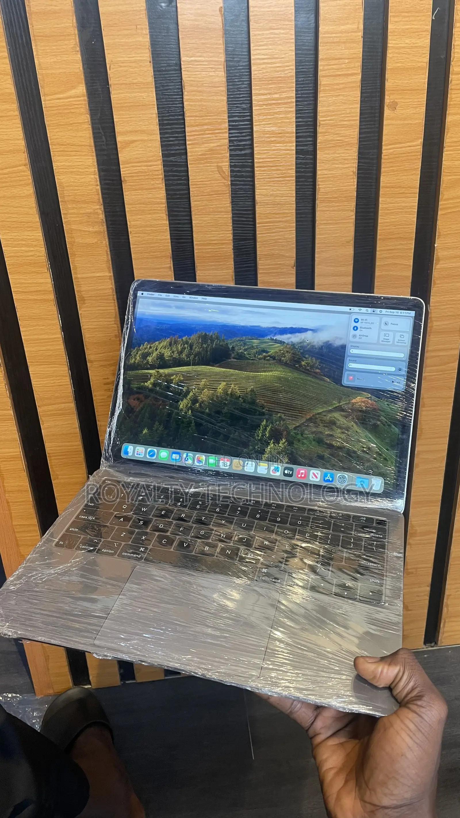 Laptop Apple MacBook Air 2018 8GB Intel Core i5 SSD 128GB