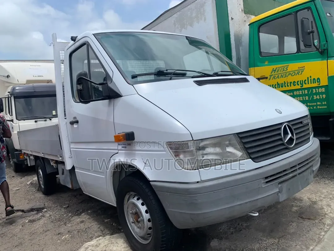 White Mercedes Benz Sprinter 308D