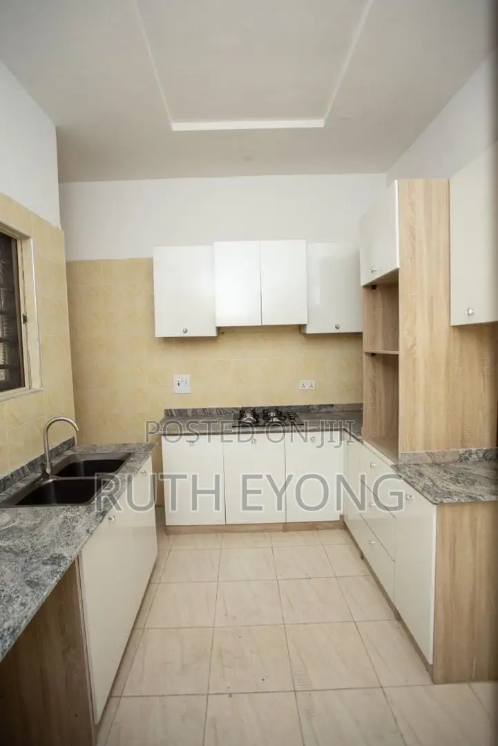 2bdrm Apartment in Agungi Lekki Lagos for rent