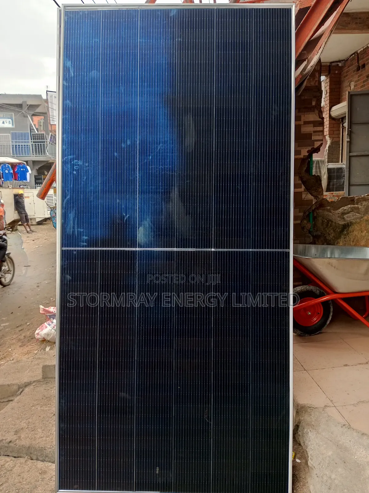 730w Jinko Bifacial Solar Panels