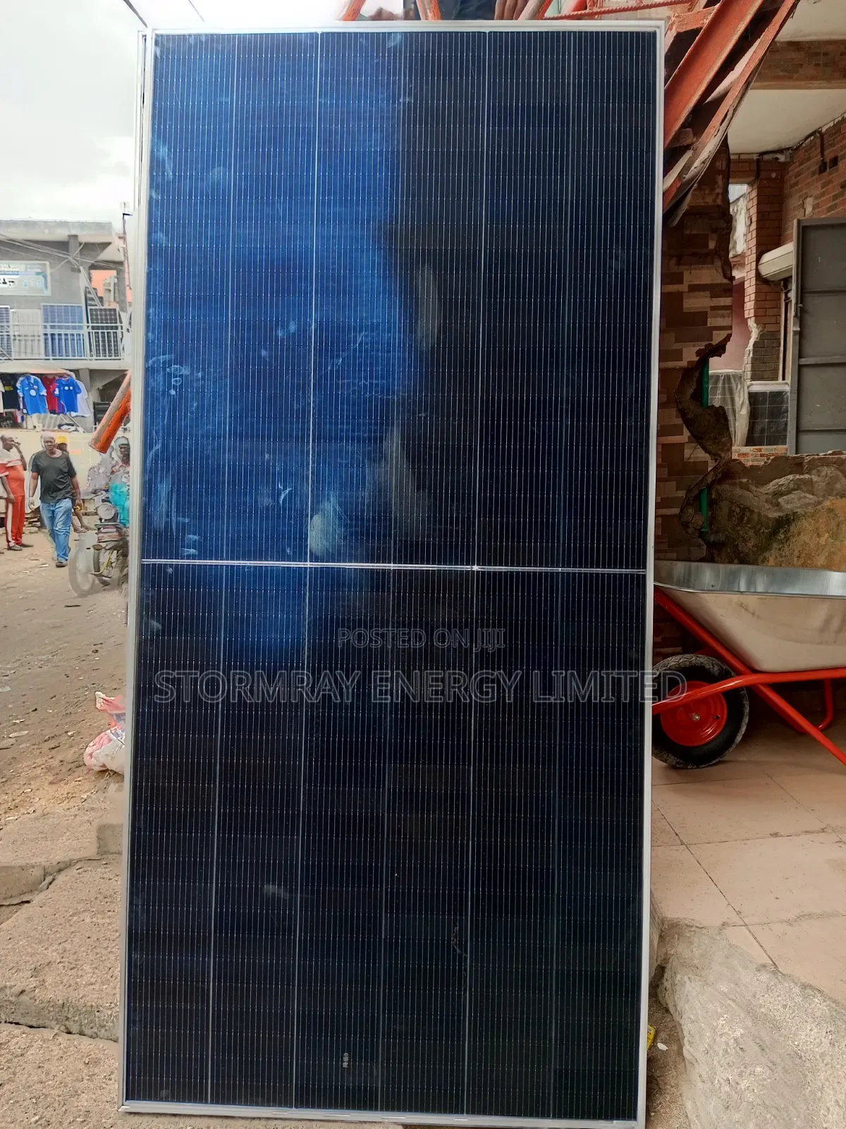 730w Jinko Bifacial Solar Panels