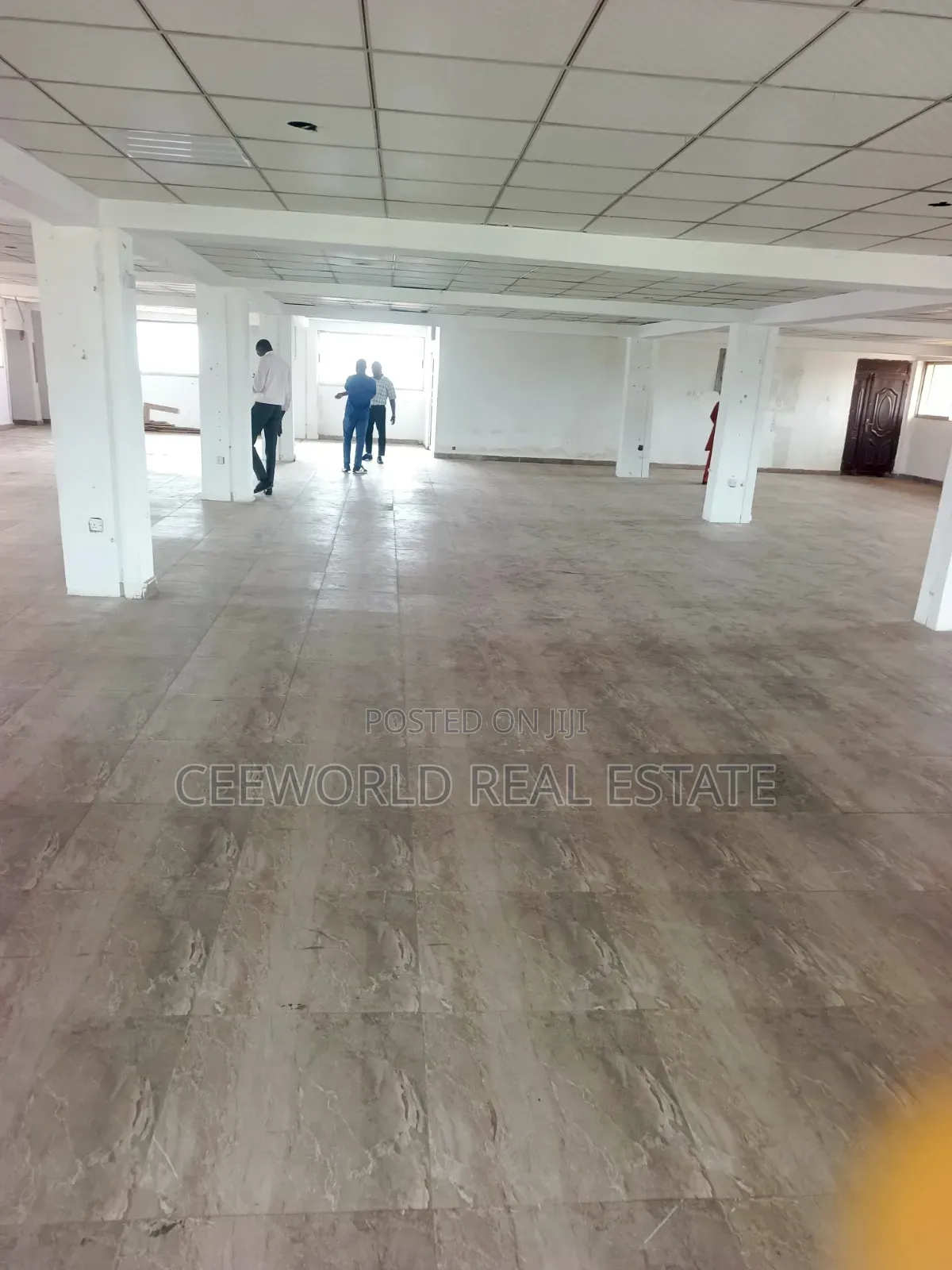 225sqm/ 450 SQM/ Open Plan Office Space