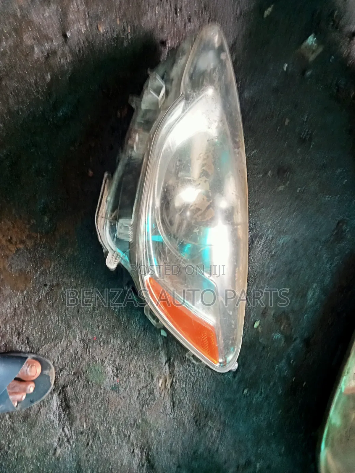 Nissan Sentra Headlight Replacement