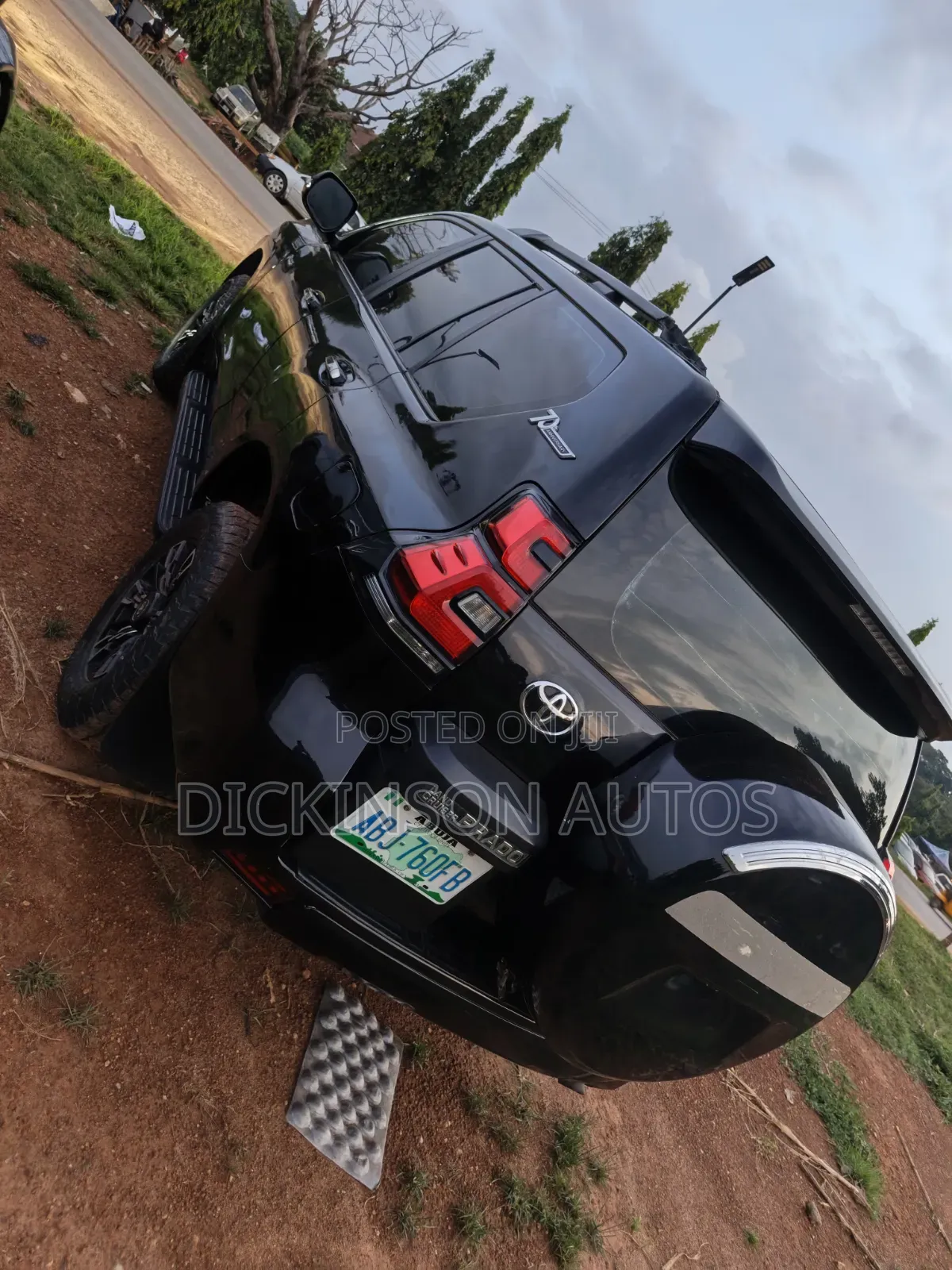 Toyota Land Cruiser Prado 2017 Black