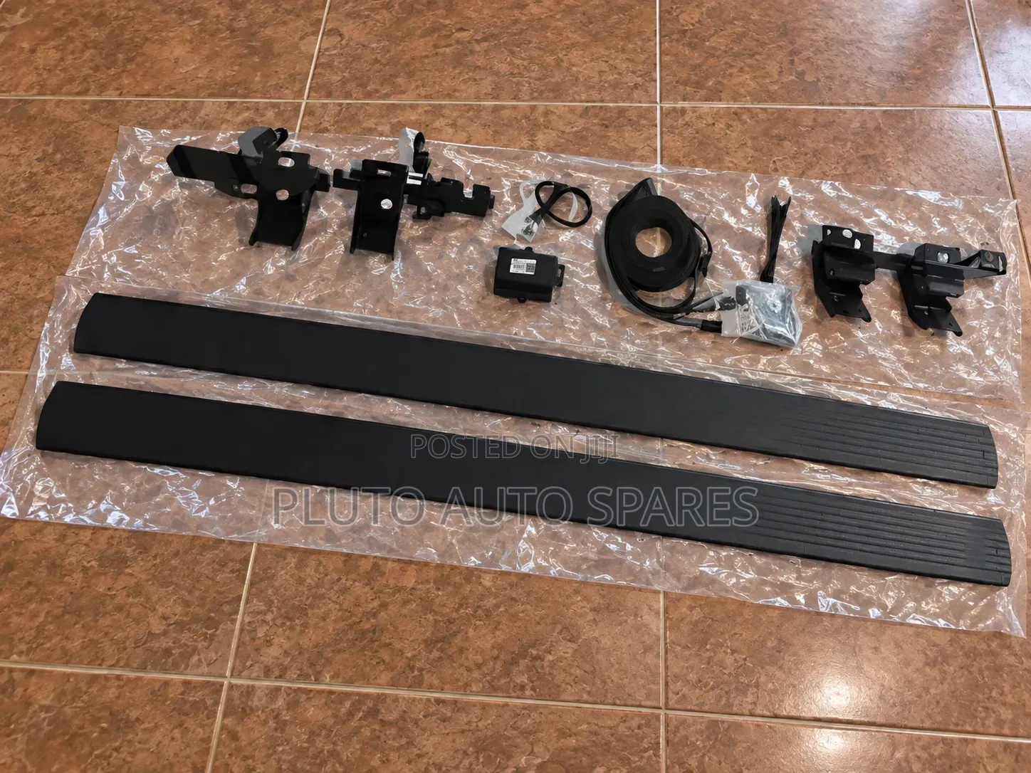 Automatic (Electric) Side Step for 2025 Hilux GR