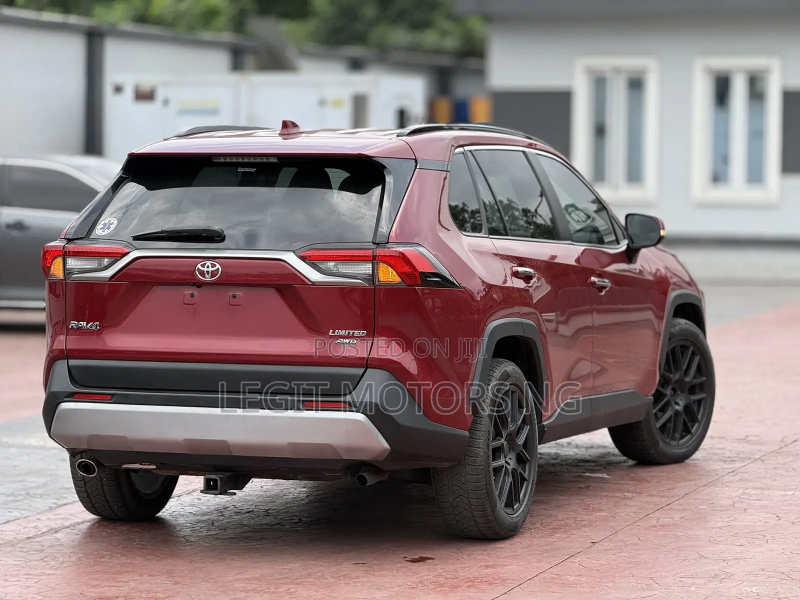 Toyota RAV4 Limited AWD 2019 Red