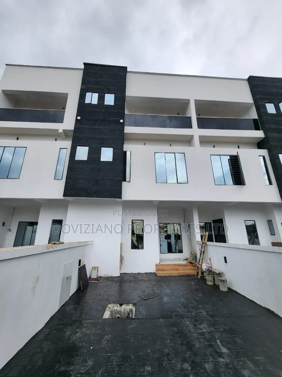 4bdrm Duplex in Ikeja GRA for rent
