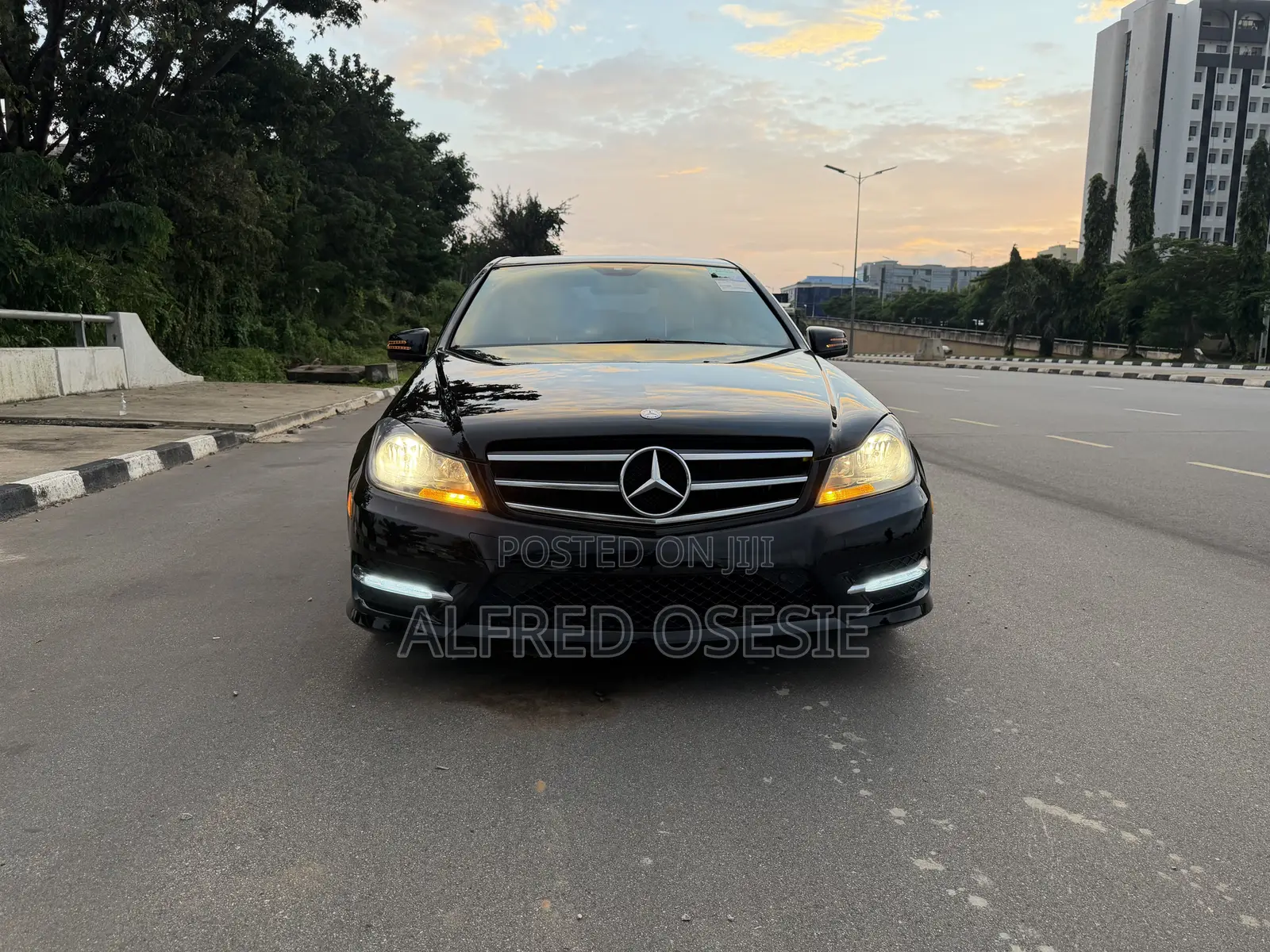 Mercedes-Benz C300 Luxury 4Matic Sedan AWD (3.5L 6cyl 7A) 2013 Black