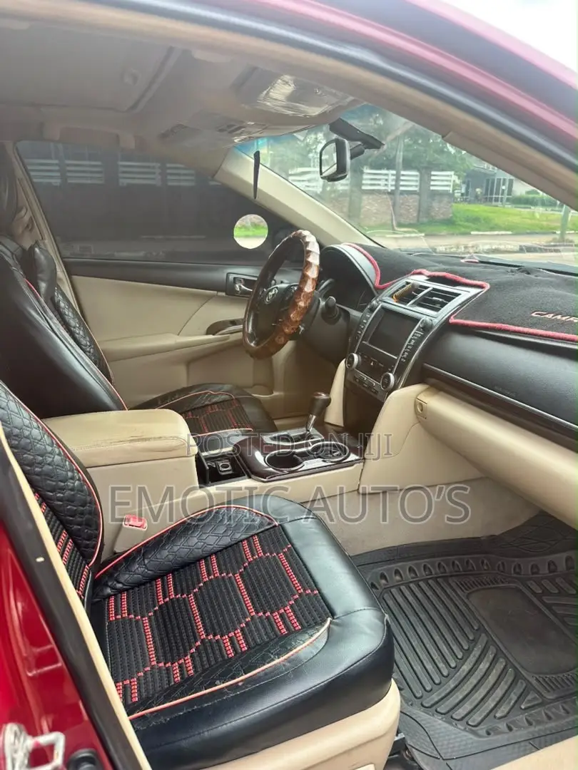 Toyota Camry 2014 Red