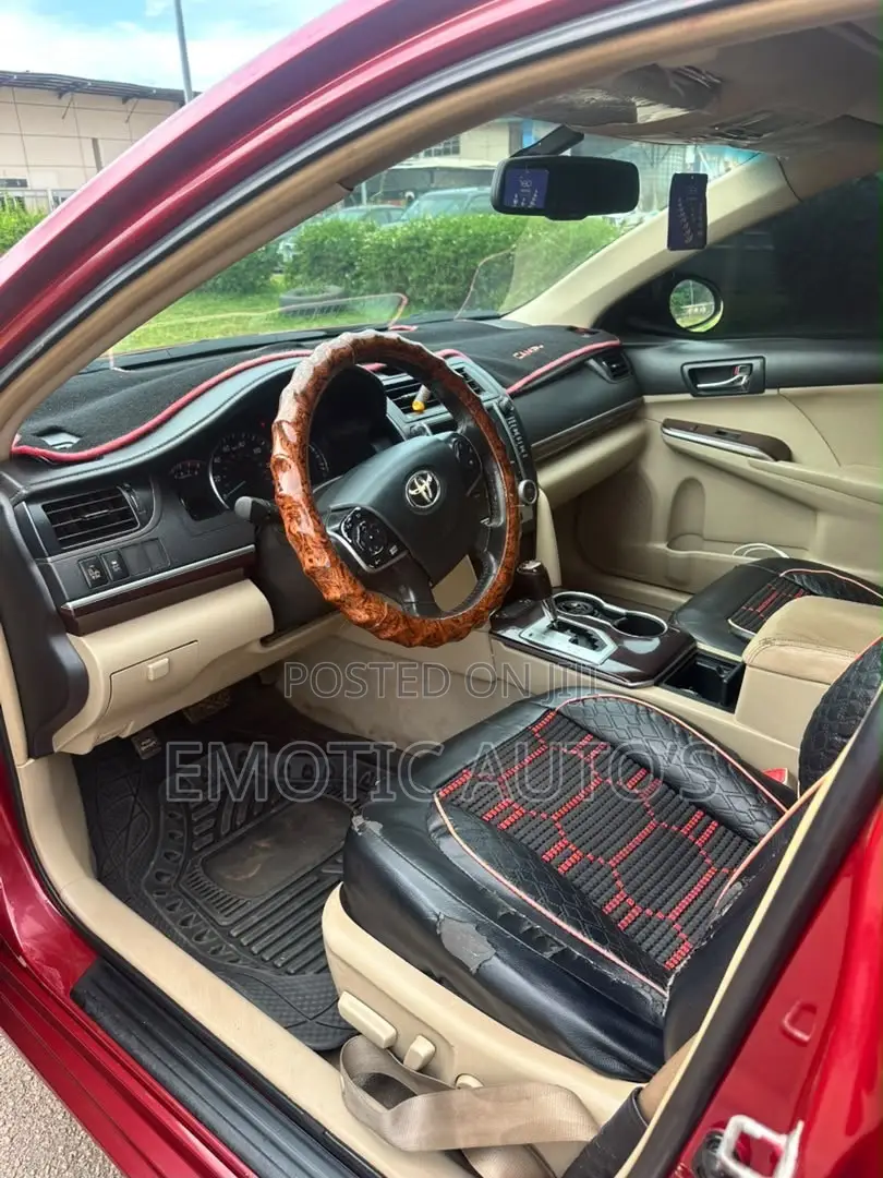 Toyota Camry 2014 Red