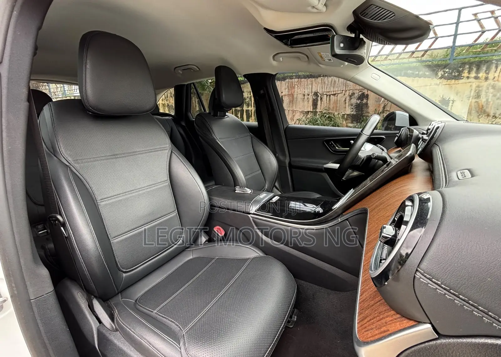 Mercedes-Benz GLC-Class GLC 300 2024 White